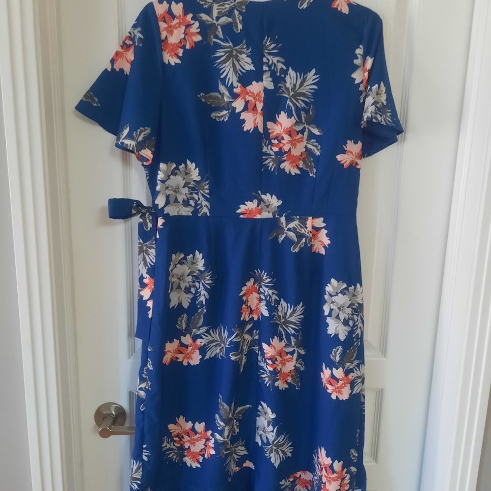 Banana Republic Factory Blue Floral Wrap Dress - Picture 9 of 9